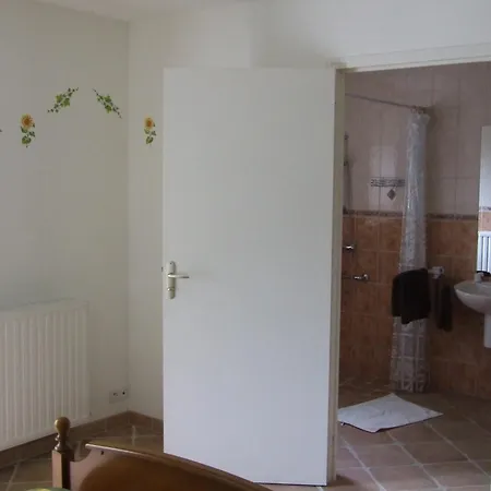 Les Abris De La 3* Tirepied-sur-See